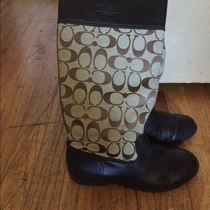 Coach boots