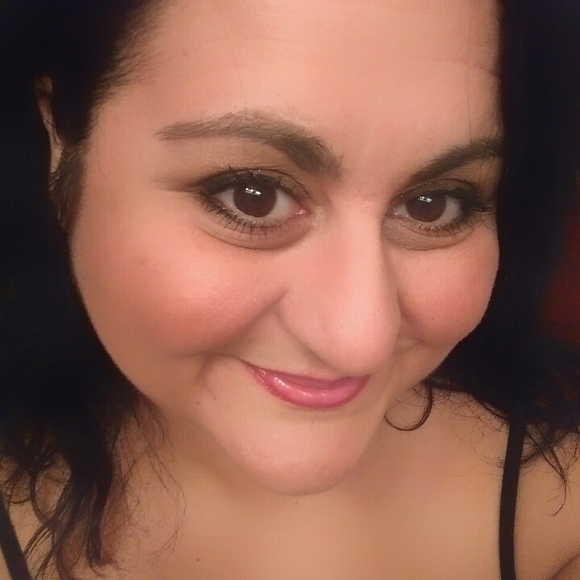 Meet your Posher, Anamaria