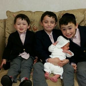 Meet your Posher, Aderet