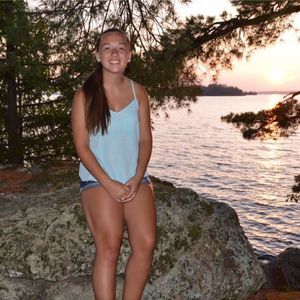 Meet your Posher, Jillian