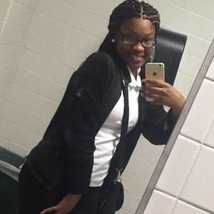 Meet your Posher, Alisha