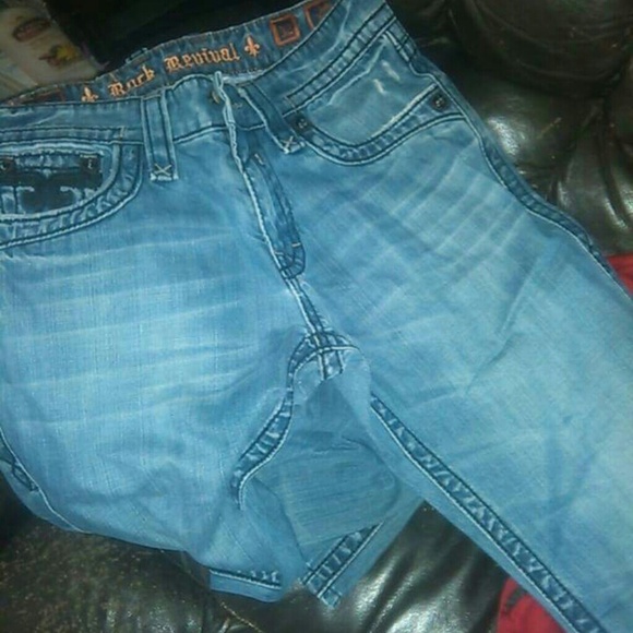 Rock Revival Buckle Jeans size 32