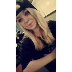 Meet your Posher, Sabrina