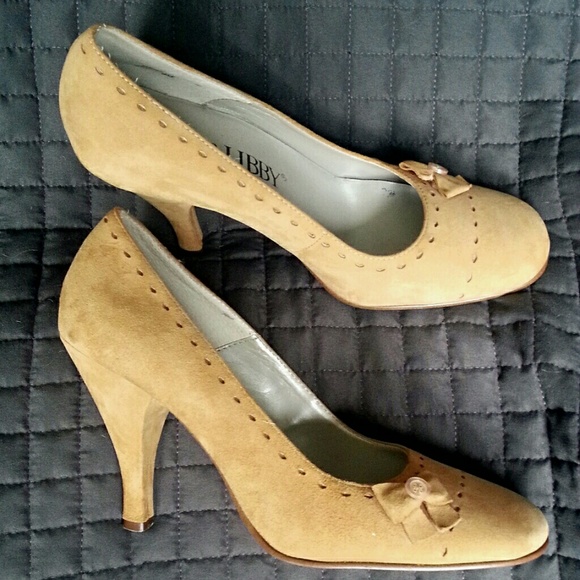 Sam & Libby Real Suede Heels Sz 9