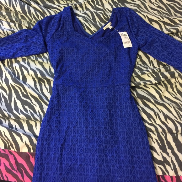 Small Charlotte Russe cut out back dress