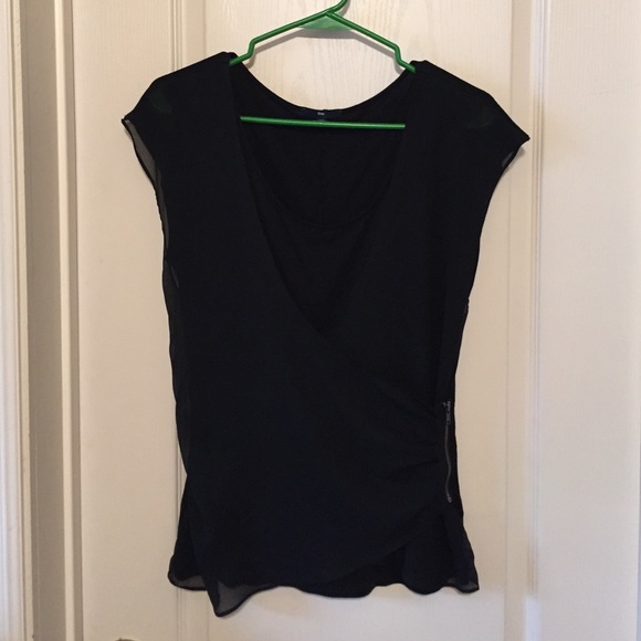 Black blouse - Picture 1 of 4