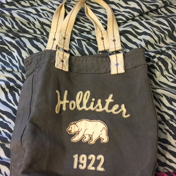 Hollister handbag