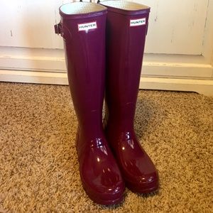 Bright Purple Hunter Rain Boots for sale soon