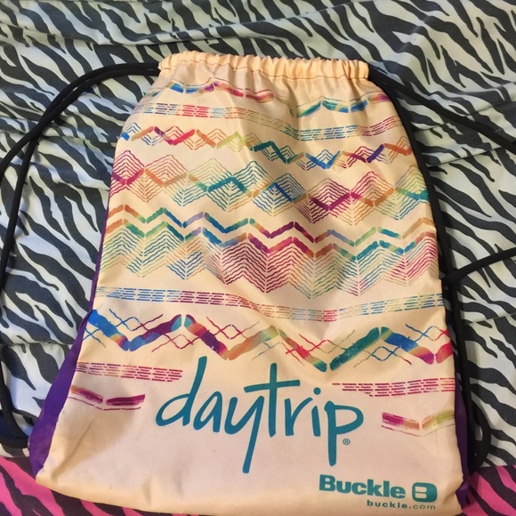 Day trip buckle bag