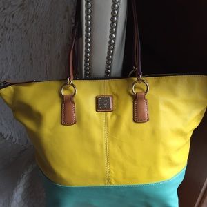 Dooney & Bourke Handbag