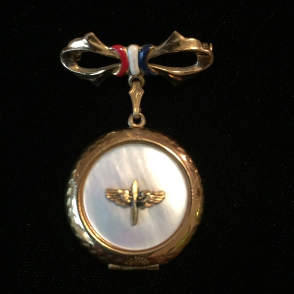 WWII air corps brooch locket