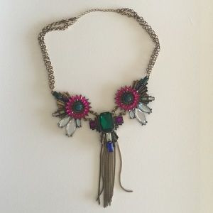 Statement necklace