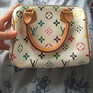 Louis Vuitton mini speedy bag