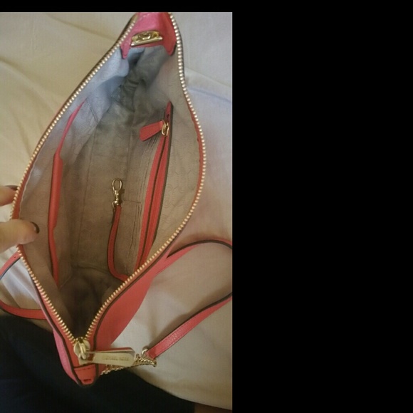 Mk watermelon cross body handbag - Picture 2 of 4