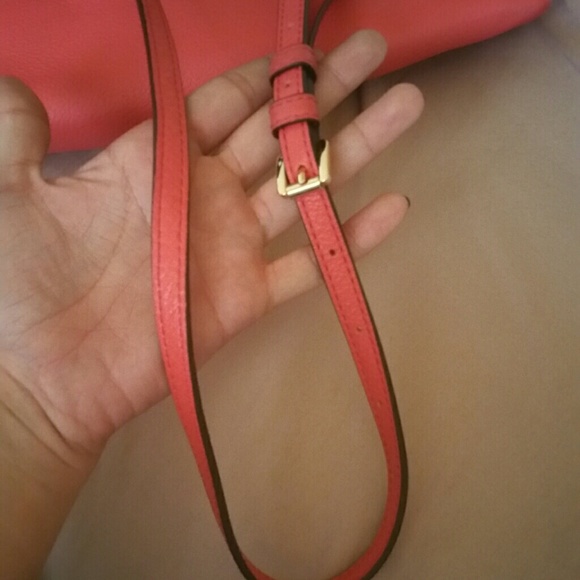 Mk watermelon cross body handbag - Picture 3 of 4