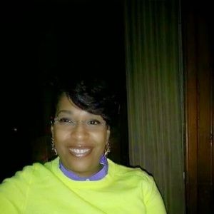 Meet your Posher, Claudia