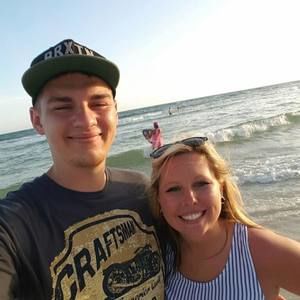 Meet your Posher, Kelsi