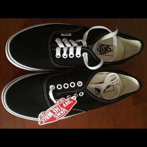 Vans black shoe