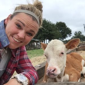 Meet your Posher, Casey