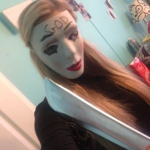 Meet your Posher, Madelyn