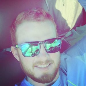 Meet your Posher, Dustin