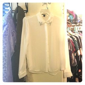 White chiffon long sleeved shirt