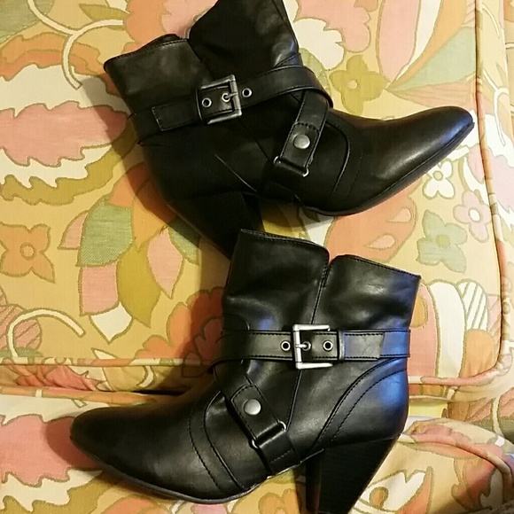 Black boots