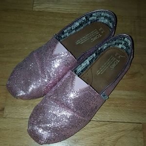 Pink glitter toms size y3
