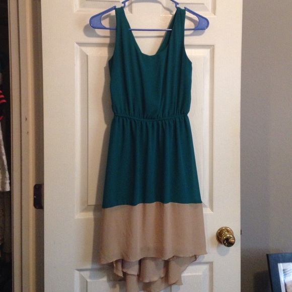 Green/tan dress