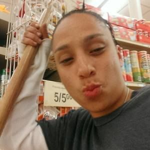 Meet your Posher, Crystal a