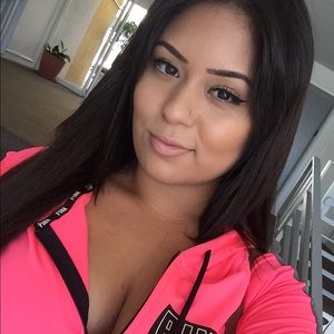 Meet your Posher, Eva