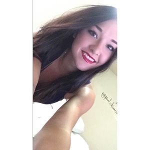 Meet your Posher, Kaycee