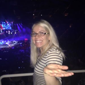 Meet your Posher, Jamie