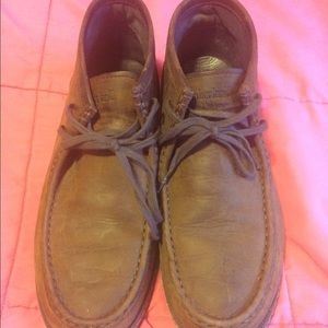 Brown timberland bootie. Worn twice.