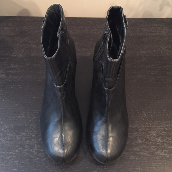 Booties - Picture 4 of 4