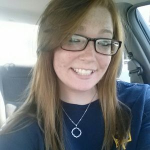 Meet your Posher, Kaitlin