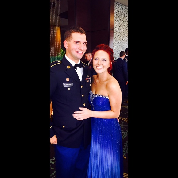 Ombré blue gown - Picture 1 of 2