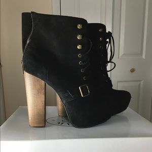 Steve Madden booties