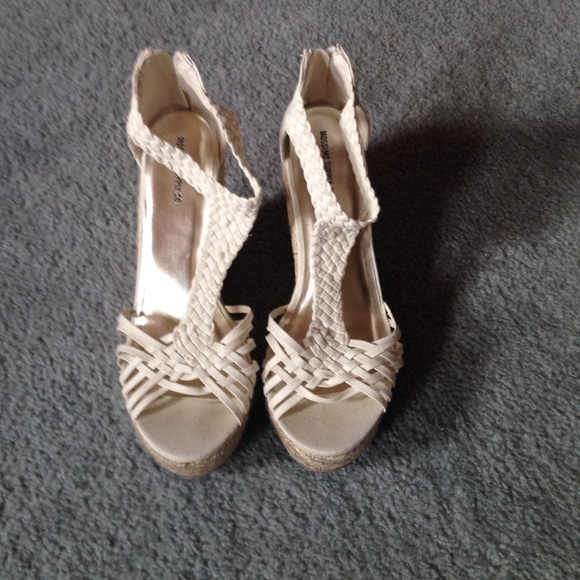 Beautiful Cream-Colored Wedges