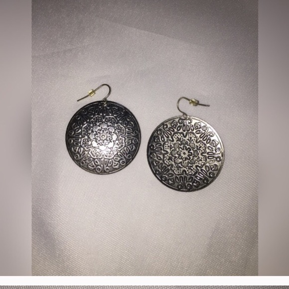 Jewelry - Round Dangle Earrings