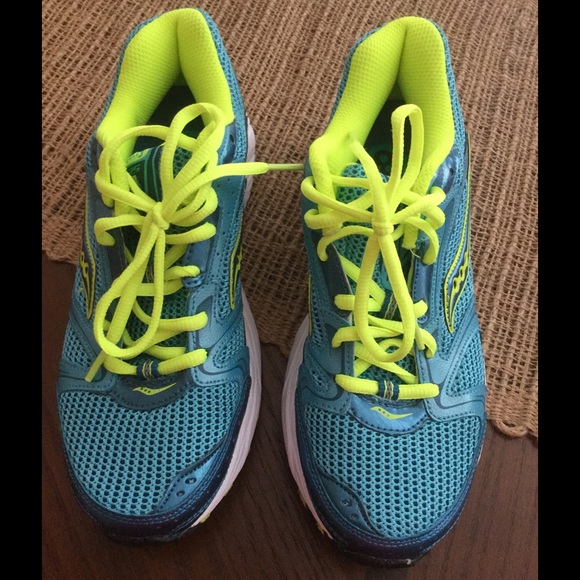 Saucony Grid. Only wore in my home to try. New!