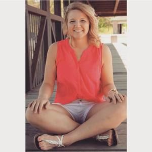 Meet your Posher, Marisa