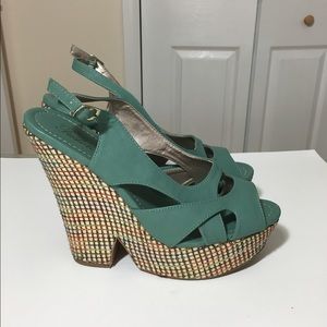 Wedge sandals