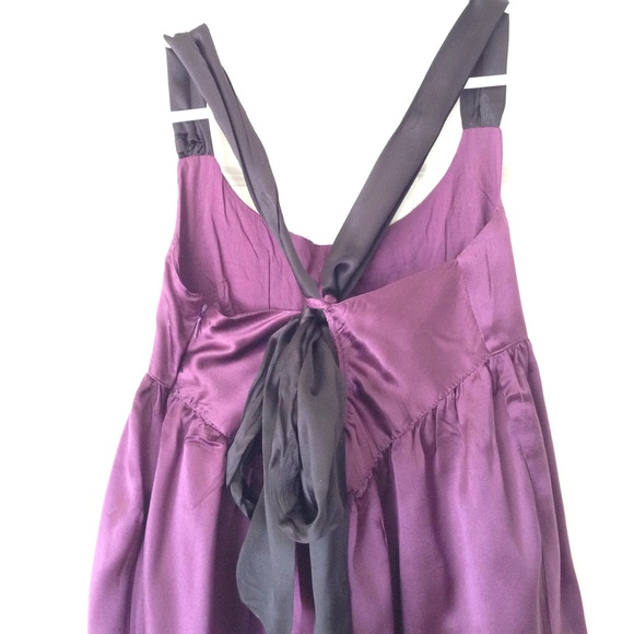 Beautiful silk top NWOT - Picture 3 of 3