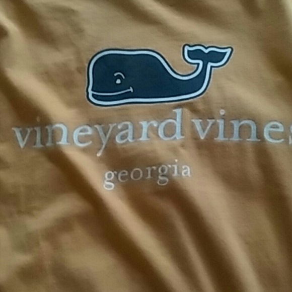 Vineyard Vines shirt - Picture 2 of 2
