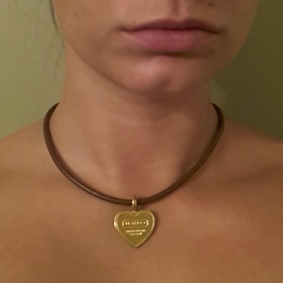 AUTHENTIC COACH NECKLACE