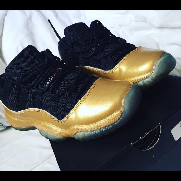 jordan 11s tuxedos customized - Picture 2 of 2