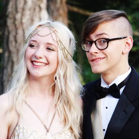 Meet your Posher, Chloë