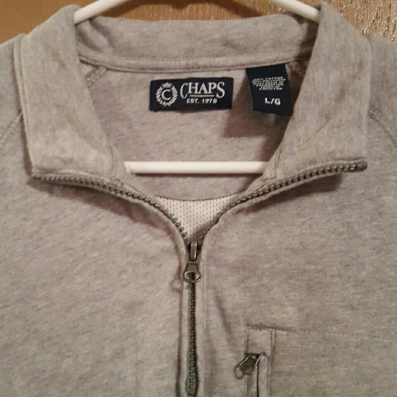 Half-zip pullover - Picture 2 of 3