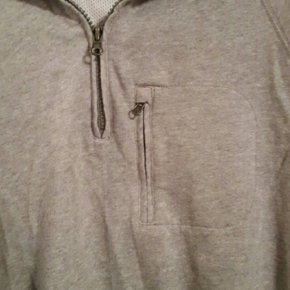 Half-zip pullover - Picture 3 of 3